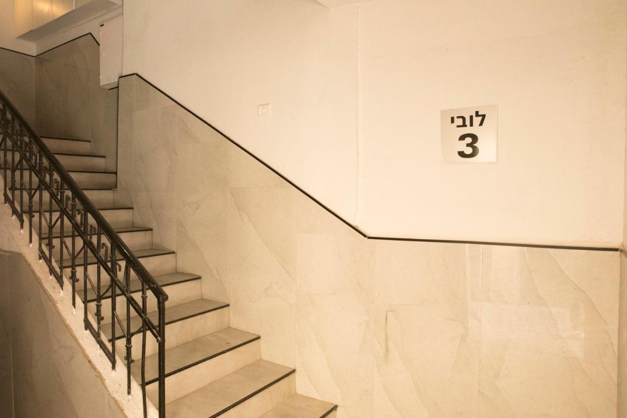 Bauhaus Stylish Apartments - By Bookiz Tel Aviv Eksteriør bilde